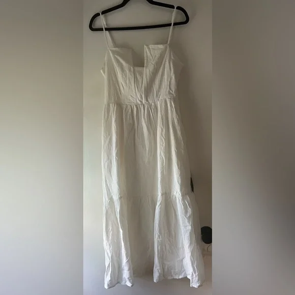 NWT Lulu’s Simplicity and Sweetness White Sleeveless Tiered Midi Dress Wedding - Picture 5 of 15